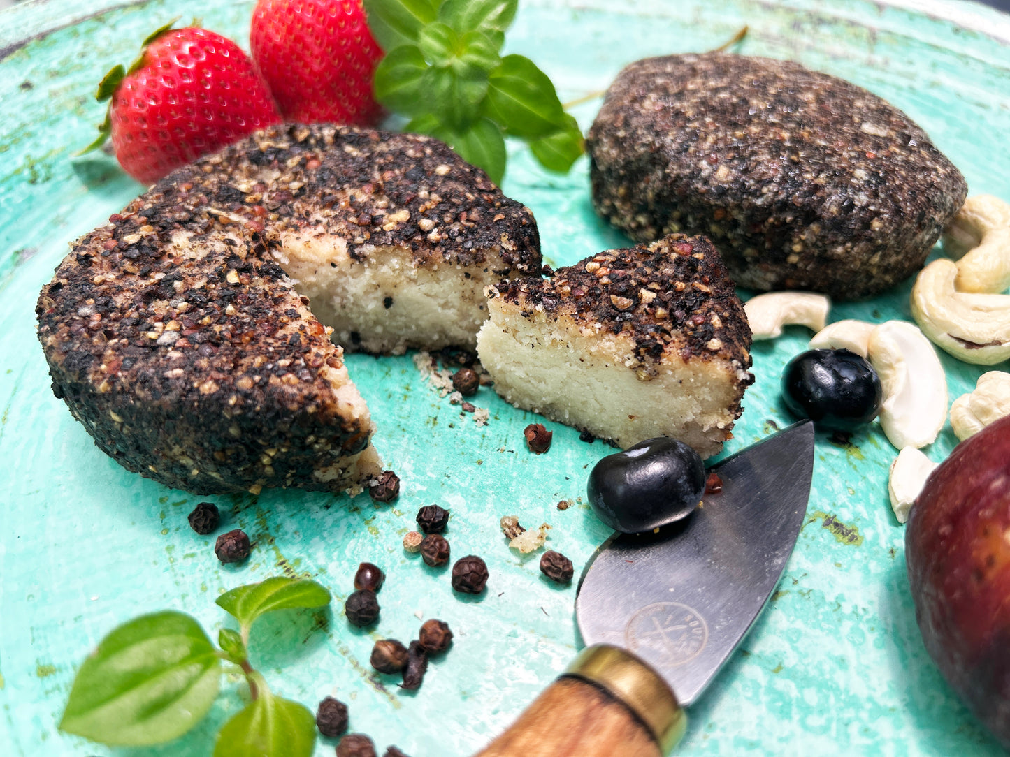 Cashew base aged with cultures, Sarawak peppercorn, garlic